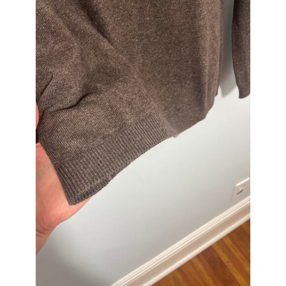 Of Benetton Women’s Medium heathered brown knit turtleneck cashmere blend - Picture 6 of 7
